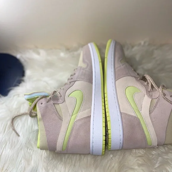 Women’s Air Jordan 1 Zoom Air Comfort - Picture 4 of 6